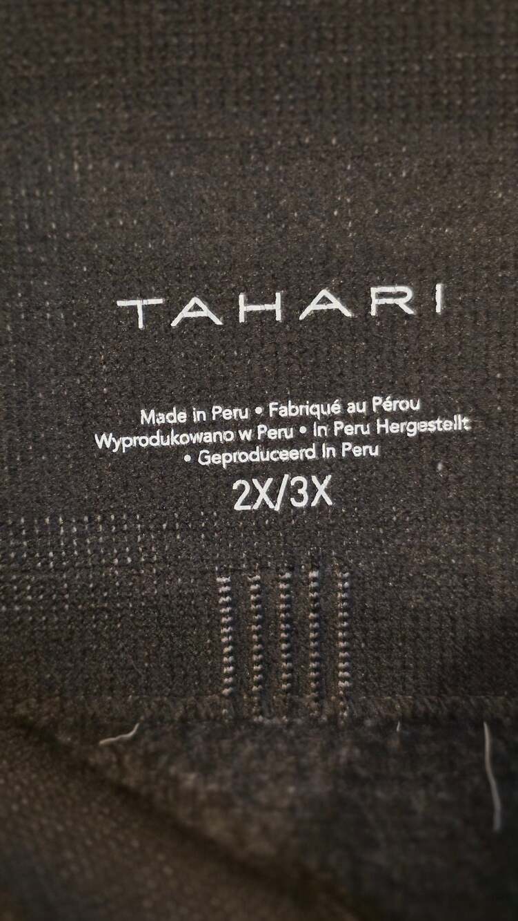 Tahari Black and Gray Fair Isle Print Leggings, Size 2x/3x - Picture 6 of 6